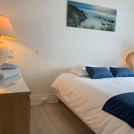 Bourgeois 3ch, 2sdb, Terrasse 70m2, Palais A 400m Apartman Cannes