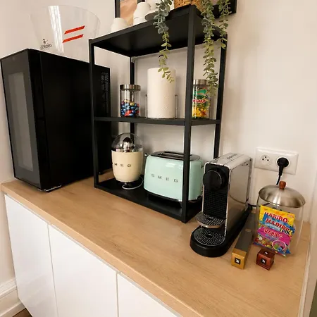 Апартаменты Bourgeois 3br - Terrace, Walk To Croisette And Palais *