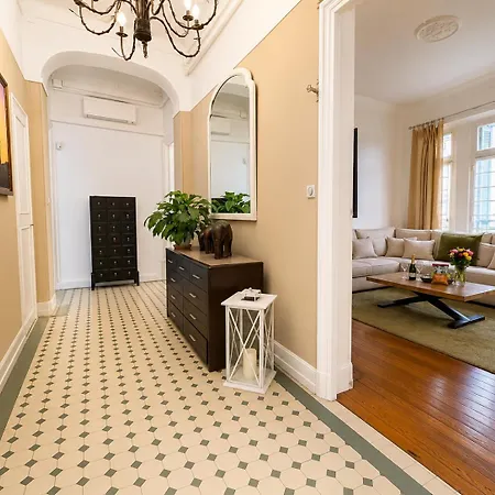 Bourgeois 3br - Terrace, Walk To Croisette And Palais Апартаменты