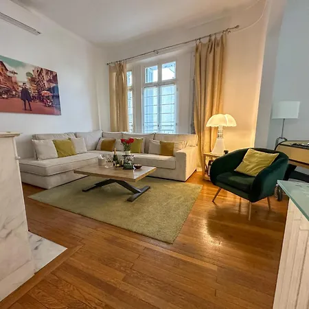 Apartment Bourgeois 3ch, 2sdb, Terrasse 70m2, Palais A 400m *